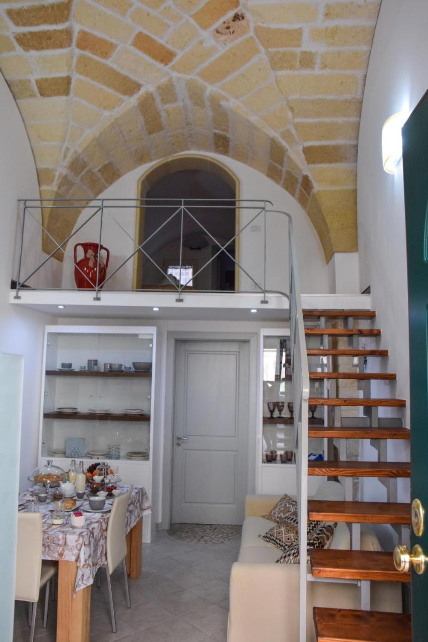 לצ'ה Ferrante D'Aragona Rooms מראה חיצוני תמונה